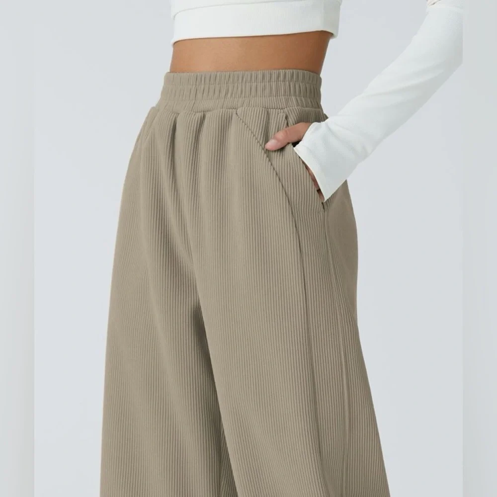 NEW Halara High Waist Straight Mop Corduroy Casual Pants Crockery Size Small - Picture 3 of 9
